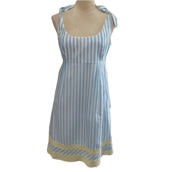 Lilly Pulitzer Dresses & Skirts - Lilly Pulitzer blue and white striped cotton empire waist dress Size 8